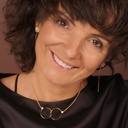 PARA SEÑORITA EVA. Un delicado collar con círculos