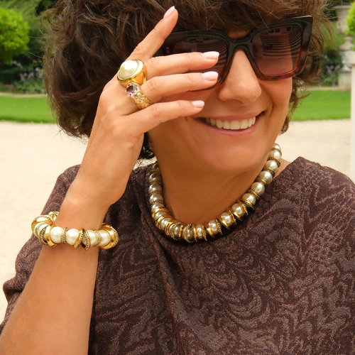 Pozłacany pierścionek z kryształem w szampańskim różu. VINO ROSE