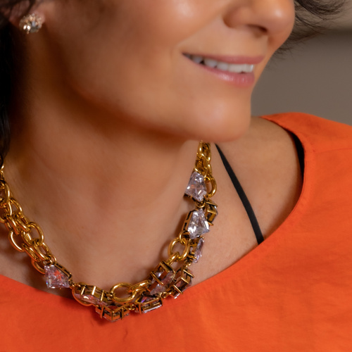 PARA MUJER A QUE LE ENCANTA LLEVAR GRISES. Pendientes tachuelas