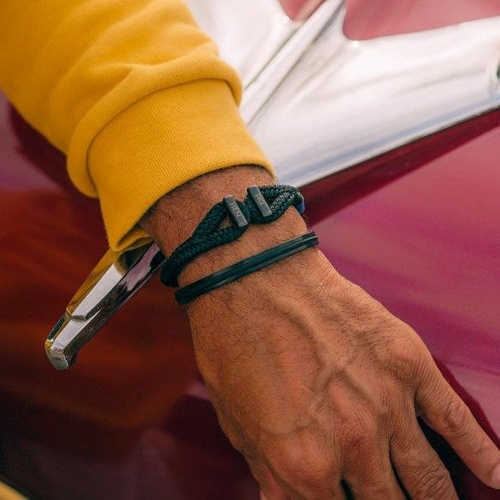 HACIA EL HORIZONTE. Pulsera negra de cuerda náutica