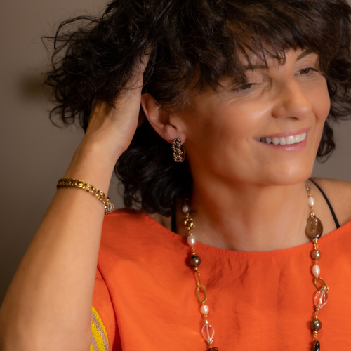 CIELO SOBRE CASABLANCA. Pendientes delicados con cristales.