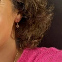 Drobne kolczyki wiszące z szafirowymi kryształkami. LIGHT SAPPHIRE