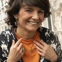 Złocony pierścionek morskie motywy z perłą i kamieniami. MORSKIE PRECJOZA