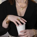 Bransoletka na łańcuchu z zawieszkami sercami. TO WŁAŚNIE MIŁOŚĆ