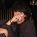 Kolczyki w formie burgundowego astra z koralikami. BURGUND W ROZKWICIE