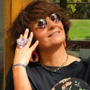 Pierścionek w kształcie liliowych astrów z koralikami. CHWILA NA LILA