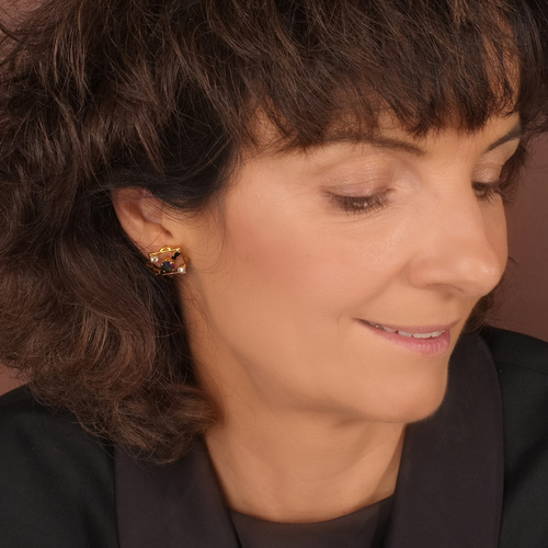 Natura skarabeusza. Kolczyki wkrętki