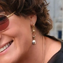 Pozłacane kolczyki wiszące z dwiema okrągłymi zawieszkami. MAM MOC