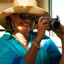 Pozłacana bransoletka zdobiona morskimi motywami. WODNY ŚWIAT