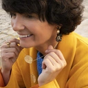 Duży złocony pierścionek z niebieskim kryształem. NIEBIESKIE OCZY