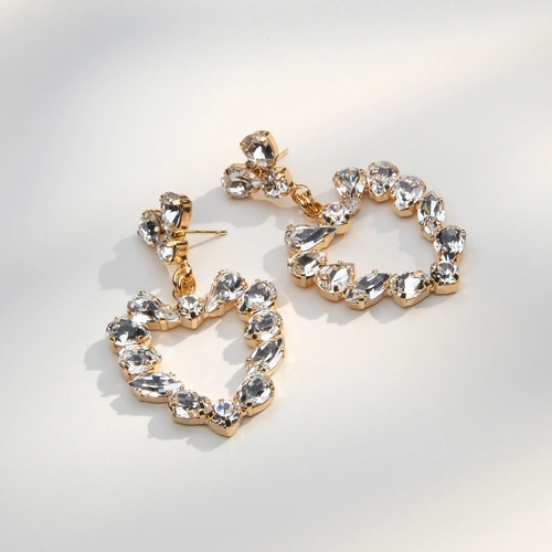 Złocone kolczyki z sercem z błękitnych kryształów. NIE SZUKAM