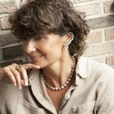 Sztywna złocona bransoletka z kulamii w kolorze khaki. OLIWKI DELUXE