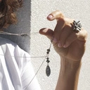 Delikatny srebrny naszyjnik z cyrkoniami i kryształem. WIOSNA W DANII