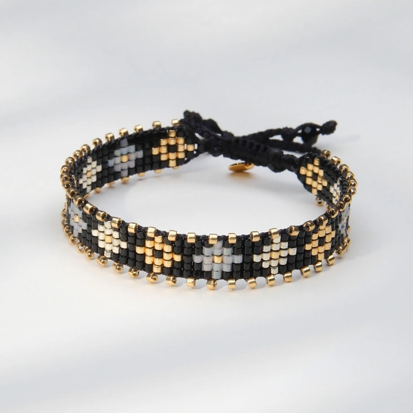 Wąska bransoletka z paciorków Miyuki z rombami. BUENOS NOCHES