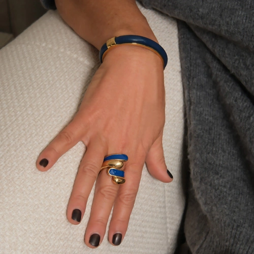 Złocona bransoleta z dekorem z akrylu w głębokim granacie. OCEAN POD GWIAZDAMI