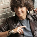 Złota bransoletka łańcuch z paskiem z czarnej ekoskóry. NOC