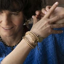 Owijana bransoletka ze skóry z kryształkami i sercem. MARMUR