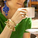 Złota bransoletka łańcuch zapinana na mocny magnes. NA MANHATTANIE