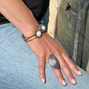 Bransoletka z perłami i diamentowymi łańcuszkami. PERŁY W GNIAZDACH