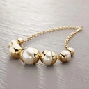 Złoty naszyjnik na łańcuszku z perłowymi kulkami. ZŁOTO I PERŁY