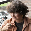 Pierścionek sowa, pozłacany z szafirowymi oczkami. MĄDROŚĆ