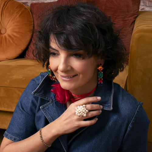 REGLAS NUEVAS. Una pulsera delicada con cristales