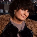 Złocony naszyjnik ze szklaną perłą w kolorze mokka. PIĘKNA PRZYSZŁOŚĆ