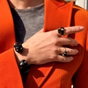 Pierścionek z głową czarnej pantery z cyrkoniami. DZIKA PRZYJEMNOŚĆ