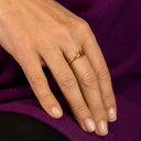 H - Holitka. Pierścionek z literką H