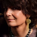 Złocone kolczyki z ażurowymi dekorami i łańcuszkami. POWIEW LUKSUSU