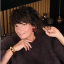 Kolczyki w formie burgundowego astra z koralikami. BURGUND W ROZKWICIE