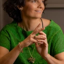 Bransoletka z koralików, z perłami i kryształami. DLA MAMY