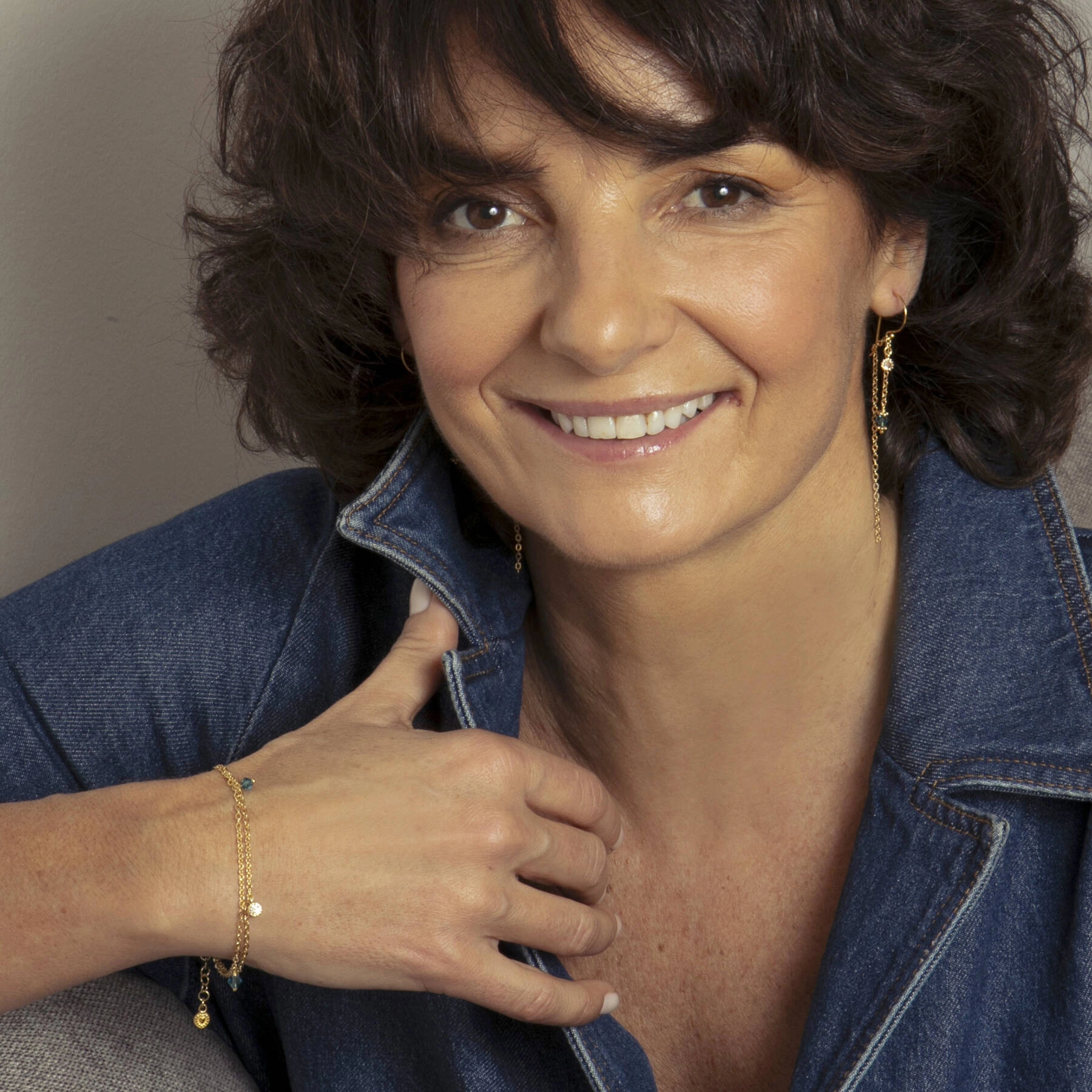 Bransoletka na podwójnym łańcuszku z kryształkami. BUKIECIK IRYSÓW