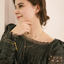 CÁLIDO - FRÍO. Pendientes debajo de la oreja