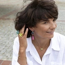 Pozłacany wisiorek z zawieszką trójzębem z cyrkoniami. CODZIENNE RYTUAŁY