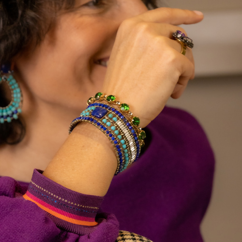 Myślę o Bali.Bransoletka z opalowozielonymi kryształkami