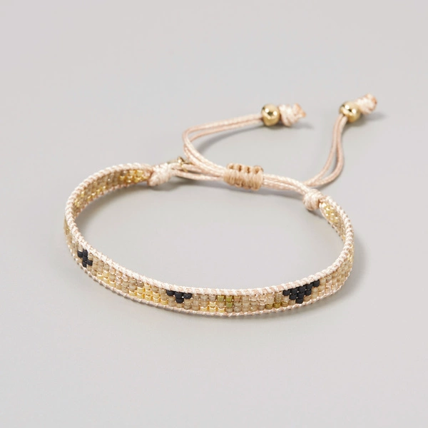 Bransoletka z paciorków Miyuki, z ozdobnym wzorem. PARYŻANKA