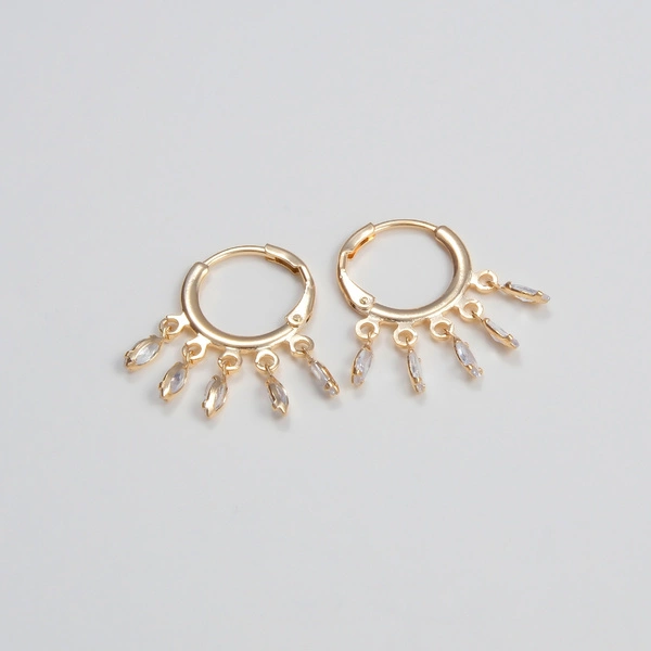 Pozłacane kolczyki koła z kryształkami w kształcie łezek. ŁEZKI PORANKA