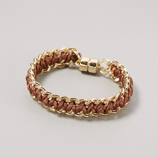 Pozłacana bransoletka z brązowym kordonkiem. TROPIK