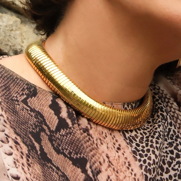 Pozłacany naszyjnik typu choker na łańcuszku tubogas. ITALO DISCO 