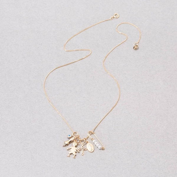 Naszyjnik z licznymi zawieszkami. ARTYSYCZNY BAŁAGAN