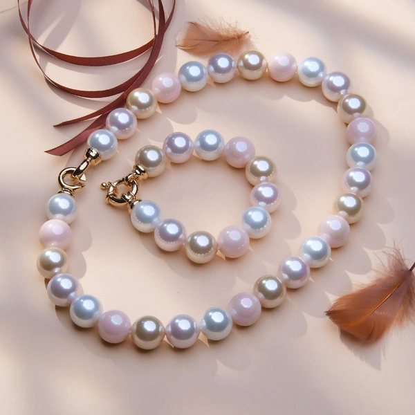 Zestaw naszyjnik i bransoletka z kolorowych pereł.  AMBITNA MENEDŻERKA